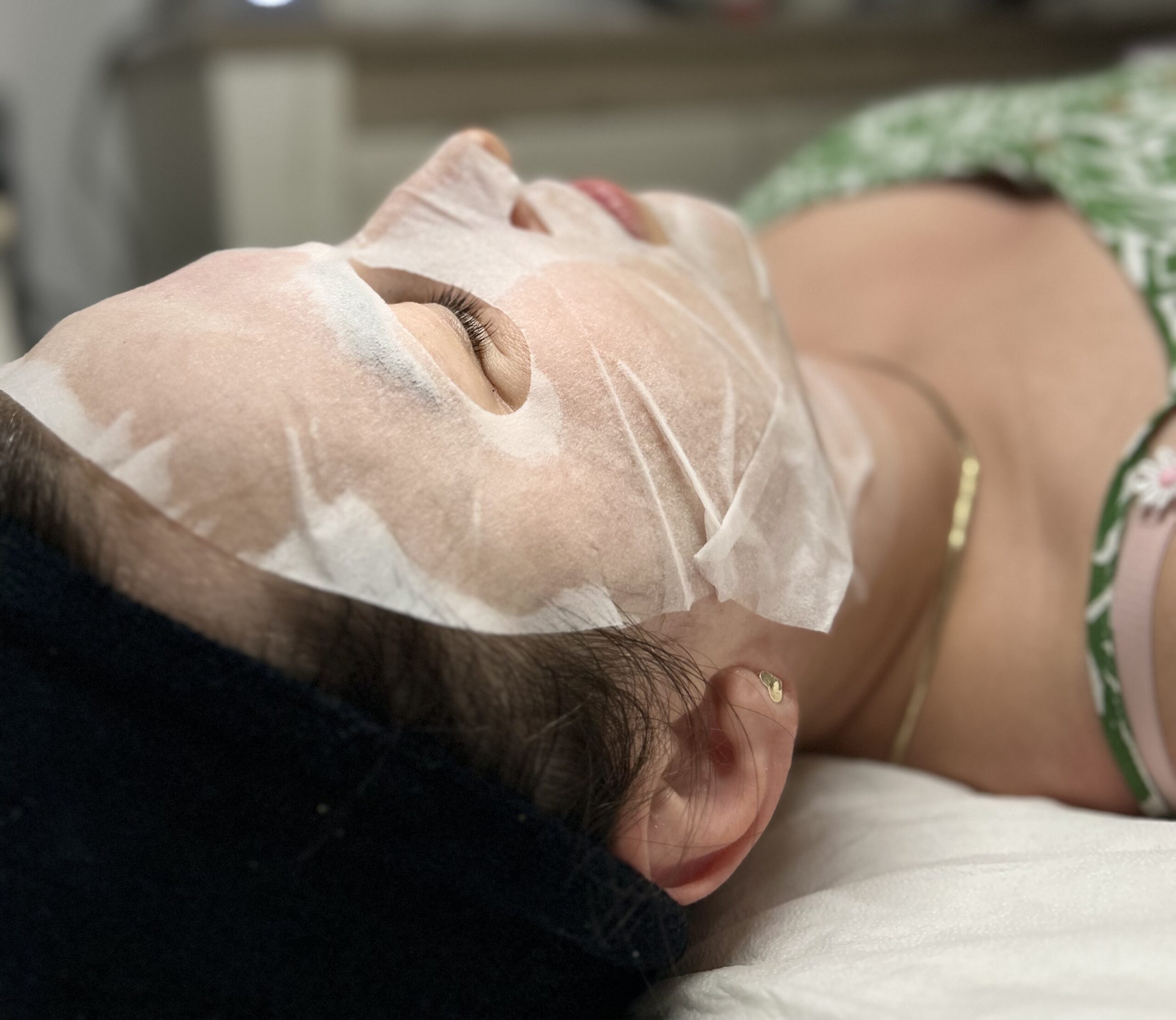 Tratament facial personalizat de hidratare Bucuresti